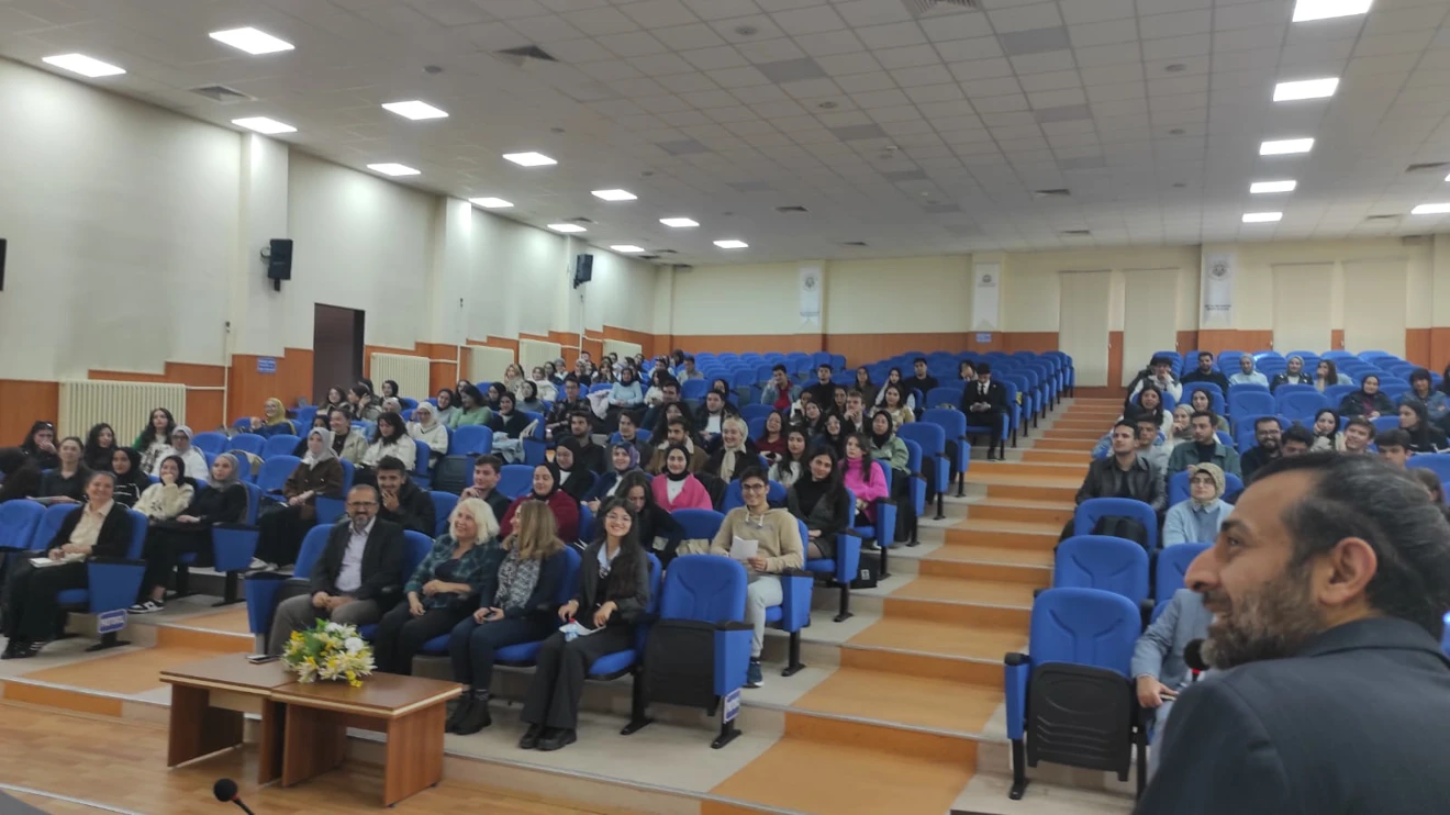 TÜBİTAK 2209 A/B Üniversite Öğrencilerine Yönelik Araştırma Destek Projesi Tanıtım Semineri gerçekleştirildi.